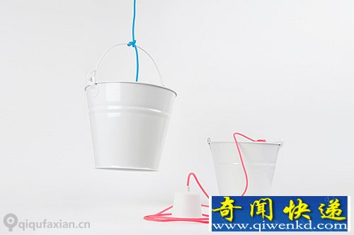 挂个水桶“装灯” 更贴近生活