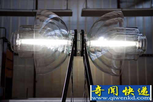 transmission 五环灯光雕塑 代表了世界五大洲