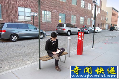PENSA 太阳能路灯充电站 绿色环保