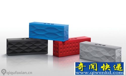 jambox 无线扬声器 外观设计绝对很惹眼