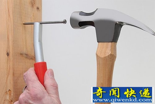ThumbSaver 帮你钉钉子的辅助工具