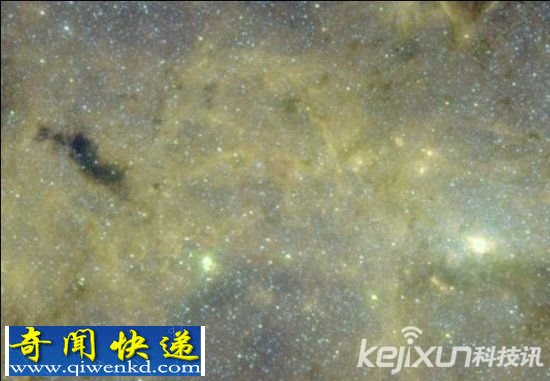 宇宙惊现神秘“浮云” 密集云物质却未形成恒星引力十分强大