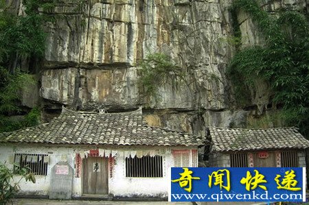 四川悬棺族僰人神秘消失的谜团