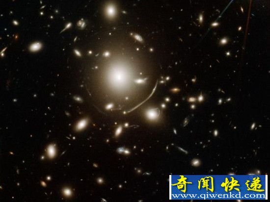 最早星系的形成晚于宇宙大爆炸大约2亿年