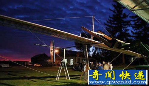 破解人体漂浮神话图说 单靠精神力能够实现人体漂浮吗?