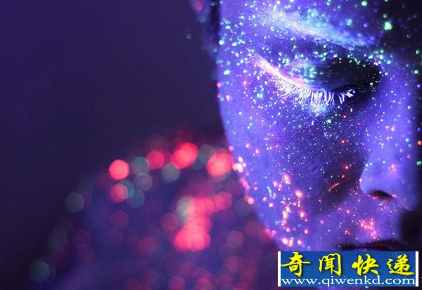 巴西摄影师塞布打造绚烂唯美荧光彩妆 模特如精灵