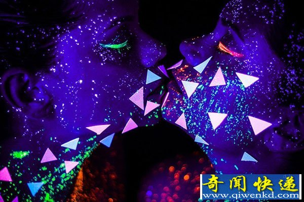 巴西摄影师塞布打造绚烂唯美荧光彩妆 模特如精灵