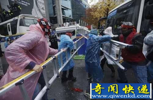 韩爆发严重示威 市民要求朴槿惠下台