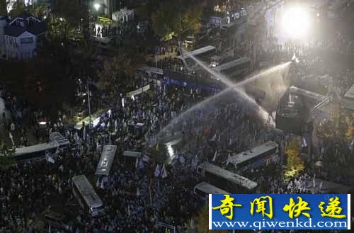 韩爆发严重示威 市民要求朴槿惠下台