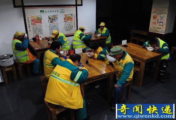 ����ţ������ϰ�����뻷�������� ÿ��һ����