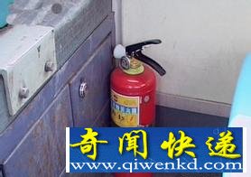 广州公交发求救信号 原因不明虚惊一场