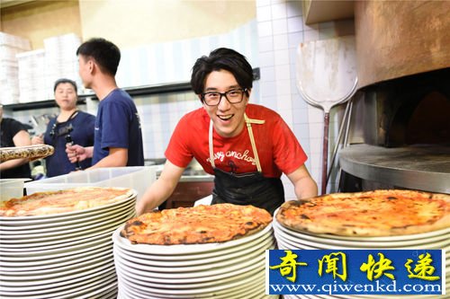 《十二道锋味》播出第四期,拜师学做蛋糕