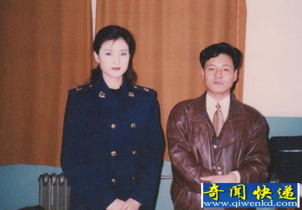 宋祖英年轻旧照曝光 长相甜美 早已经有明星气质