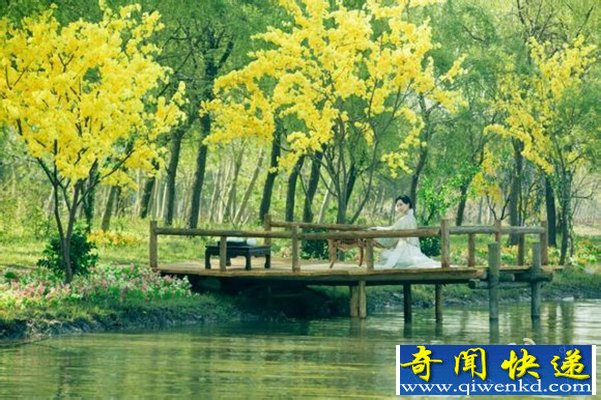 《活色生香》神秘催眠大师唯美服饰剧照曝光。