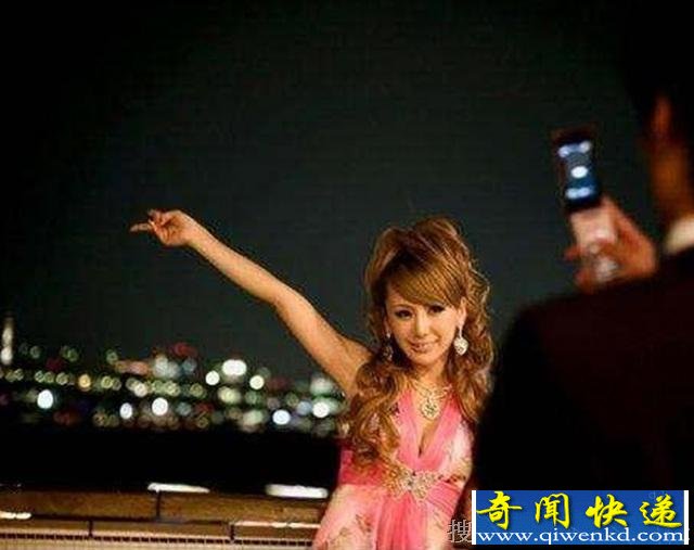 娱乐八卦 http://www.lieqiba.com 缺“嫖”德?日本红灯区不欢迎中国人