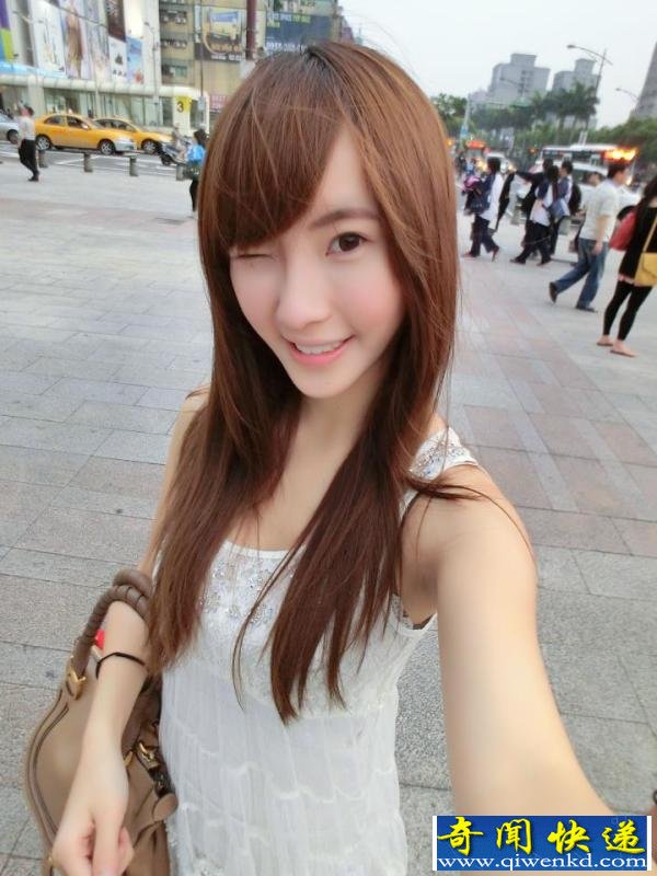 性感举牌正妹~Jasmine小茉莉~E奶 电眼超迷人