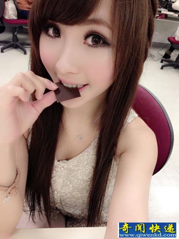 性感举牌正妹~Jasmine小茉莉~E奶 电眼超迷人