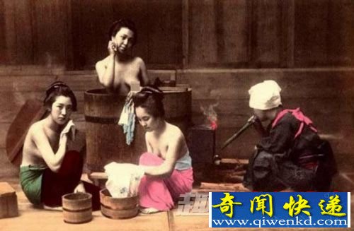 好变态!日本女孩出嫁前要和爸爸一起洗澡