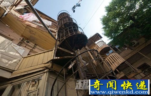 格鲁吉亚共和国的独特风俗:舞蹈动作特花哨