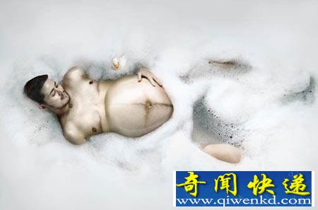 奇怪!变形成为男人通过人工受精产下一女婴