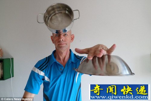 盘点世界各地男子特异功能 能靠念力吸起金属物