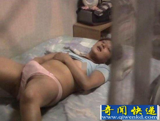 大学女生自慰照流出 被称为女生寝室的秘密
