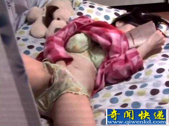 大学女生自慰照流出 被称为女生寝室的秘密