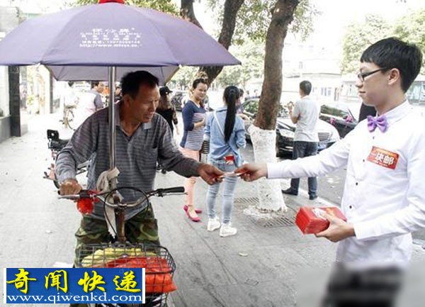 东莞90后电商总裁结婚百辆豪车游街沿路派红包