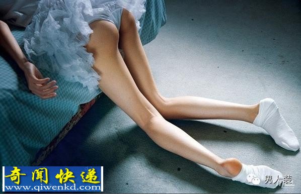 日本婆婆为美女媳妇拍半裸大胆写真(组图)