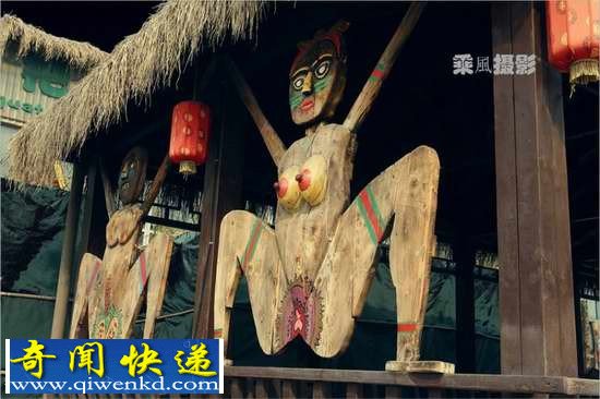 非洲部落赤裸两性图腾随处可见 让游客脸红心跳
