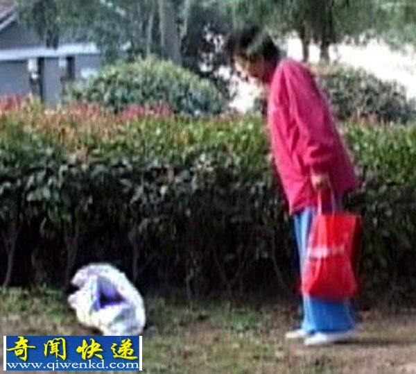 南京玄武湖公园一新生婴儿被遗弃公园活活冻死