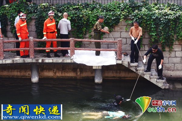 北京积水潭河中现漂浮女尸 吓坏游泳人