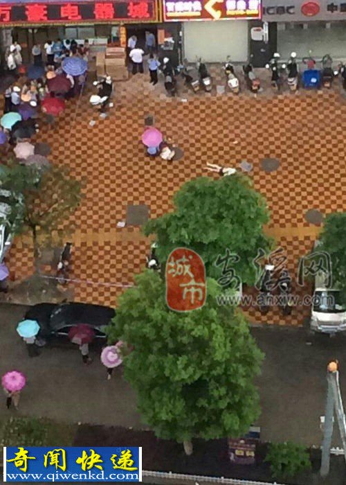 网络现场图片:安溪一男女牵手跳楼双亡 称来世再做夫妻