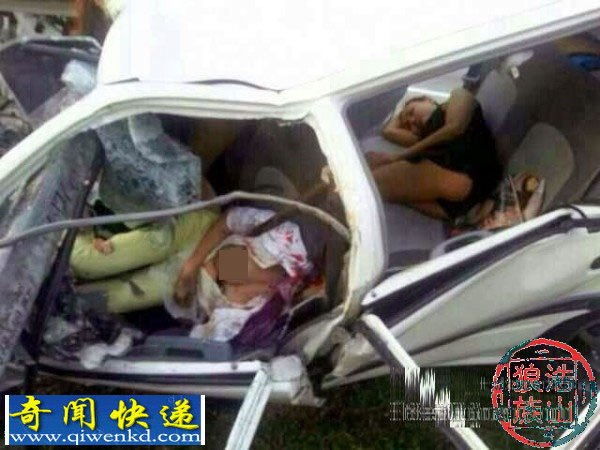 五名中国女孩惨死于马来西亚车祸