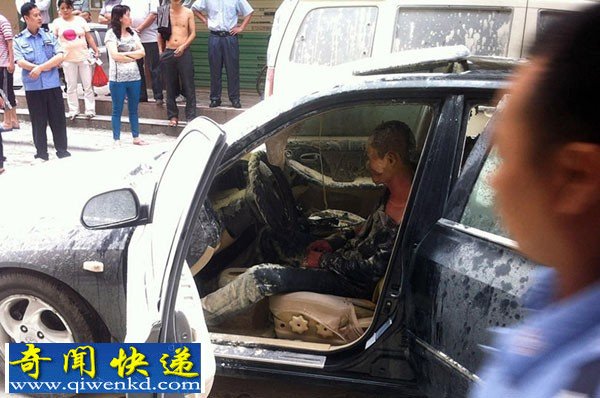 惠州男子挟持怀孕女友引燃汽油桶煤气罐致2人伤