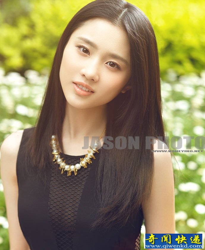 谋女郎张慧雯夏日写真 清纯美女气质佳