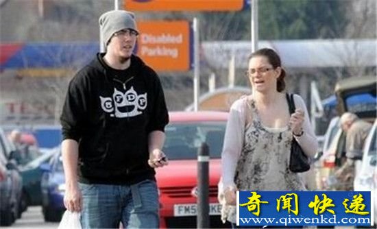 ���²�ƱӮ3.9�� Ϊʲô��������1100��ȴһ�ֲ���ĸ�ף�