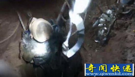 ������ѧ��ˮ��Ĺ �ܸ��ݷ�ˮ֪����Ĺλ�ú������