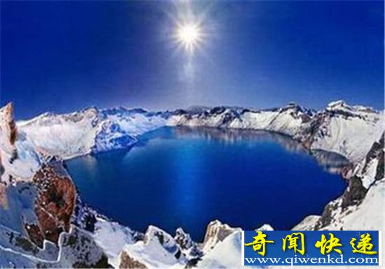 长白山天池水怪真相揭秘:水怪身躯庞大爱水中游戏