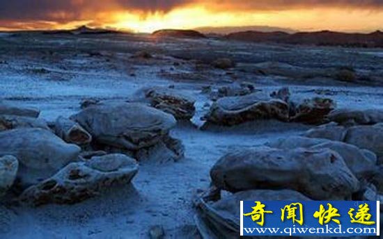 昆仑山地狱之门