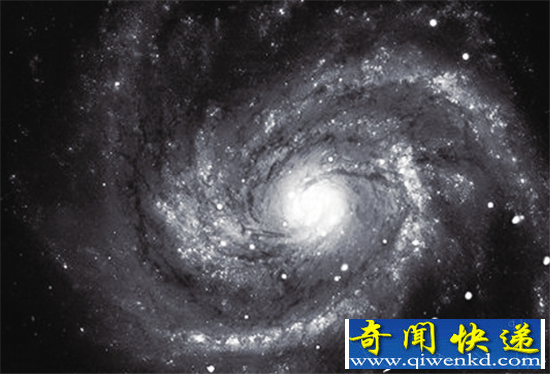 黑洞对决超新星 谁才是宇宙最危险的存在?