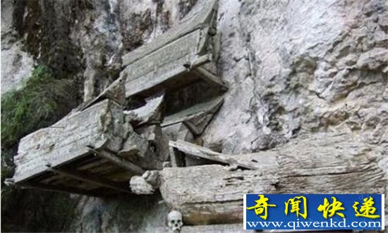 东北一村庄神秘房屋埋百具尸体 主人竟然是?