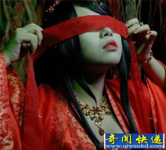 千年柳树成精变成美女色诱大学生 结局太可怕了!