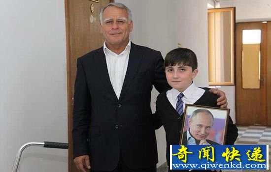 ����ô�����㸸ĸ֪���𣺶�10���к�����ǧ¬�����վ�