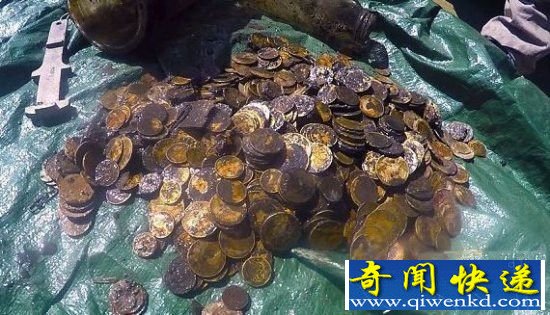 �����ں��׷������ⶫ�� �򿪺󾪴���!