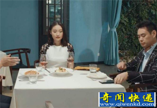 陈翔六点半腿腿去世 醉汉为什么会随身带刀且刀刀致命?