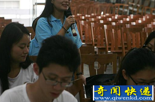 延安大学学生被捅场面骇人 同学都被吓傻了