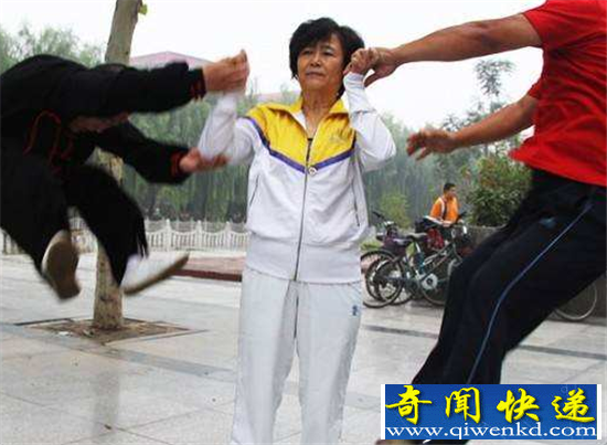 闫芳隔空骗术被扒 闫芳和徐晓东是不是同一类人?