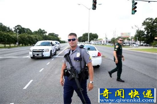 美国路易斯安那州警察遇袭 七人受伤三人死亡