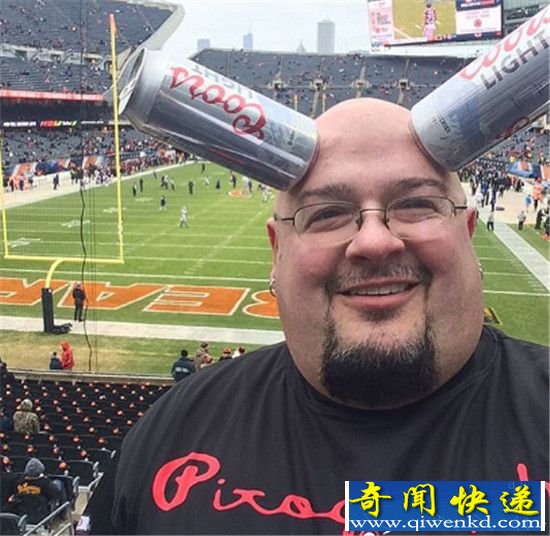 ������ʵ������� ������Ц�����׬���򿰳ƾ���